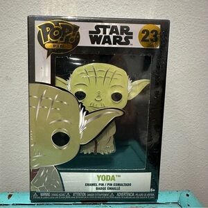 NEW STAR WARS POP! ENAMEL PIN YODA 23